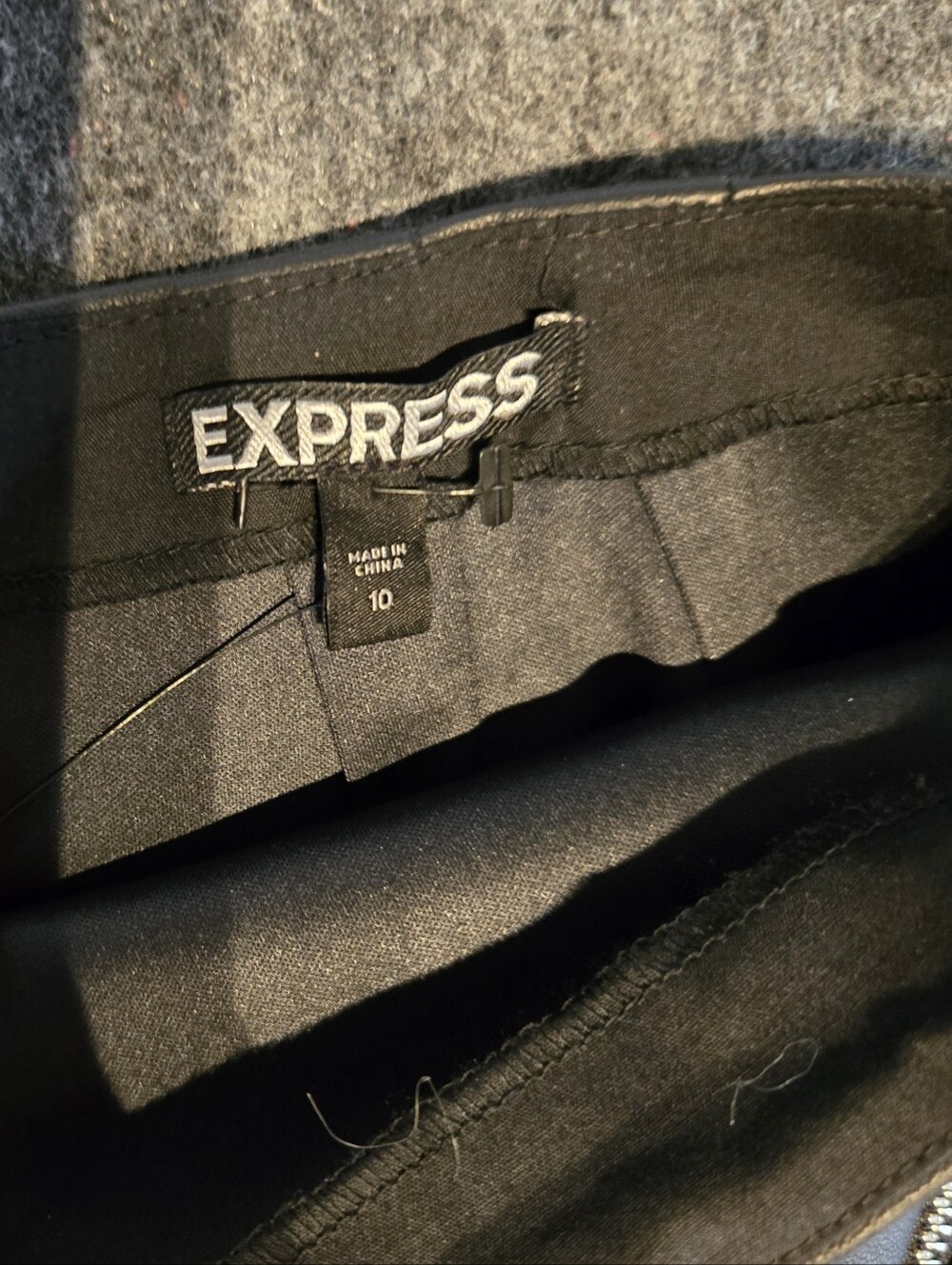 Black Express Faux Leather Zip-Detail Pencil Skirt - Picture 5 of 7
